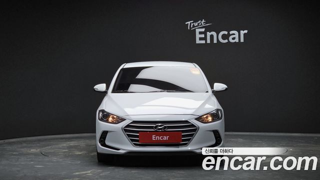 Hyundai Avante 2018 thumb 4