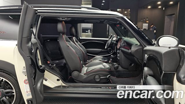 Mini Clubman 2012 thumb 11