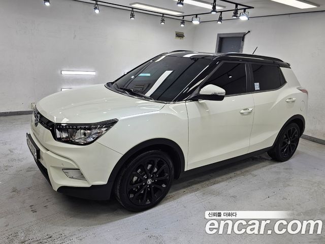 SsangYong Tivoli 2016 thumb 4