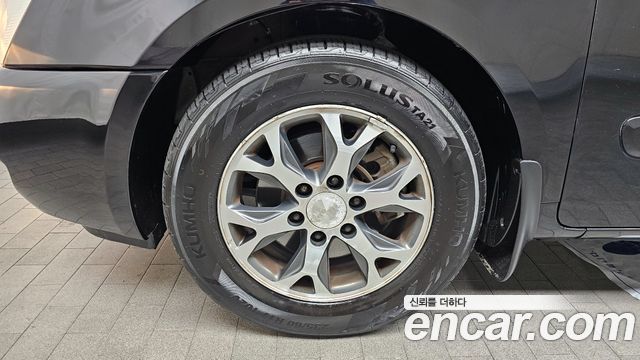 Kia Carnival 2014 thumb 5