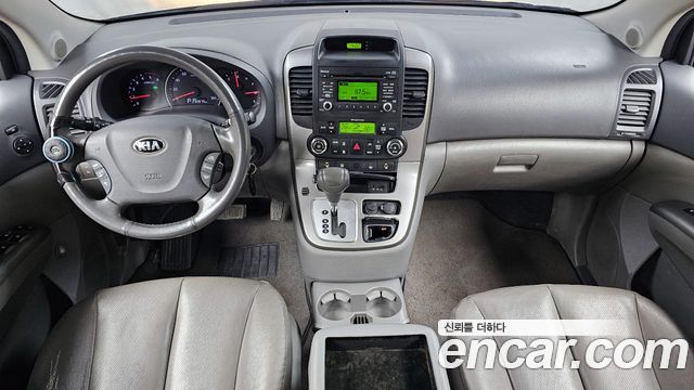 Kia Carnival 2014 thumb 7