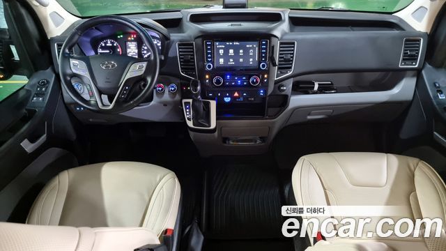 Hyundai Staria 2019 thumb 7