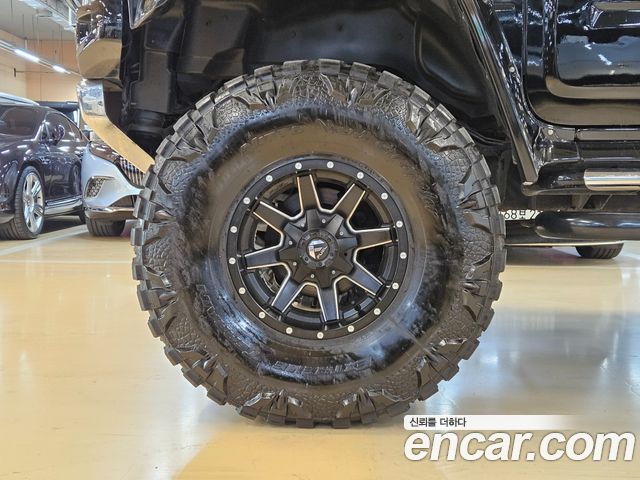 Hummer H2 2005 thumb 6