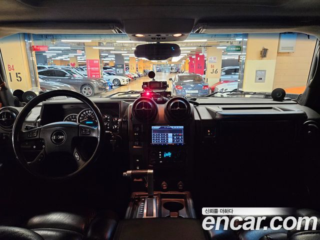 Hummer H2 2005 thumb 8