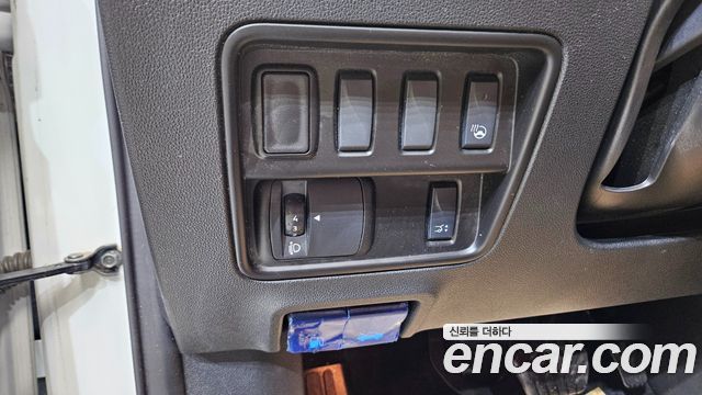 Renault Korea QM6 2023 thumb 10