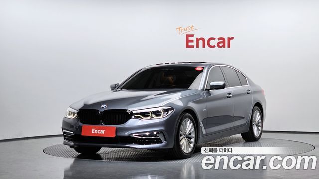 BMW 5 серии 2018 thumb 2