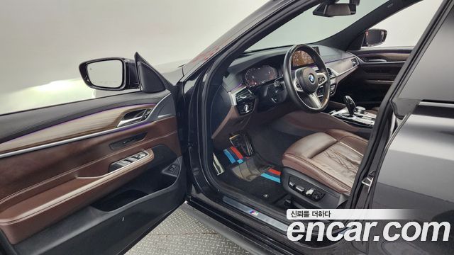 BMW 3 серии GT 2019 thumb 10