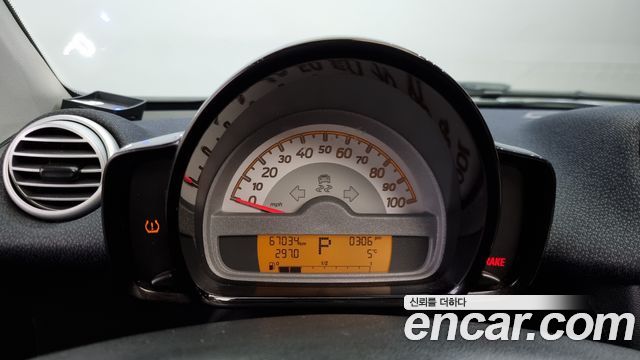 Smart Fortwo 2013 thumb 8