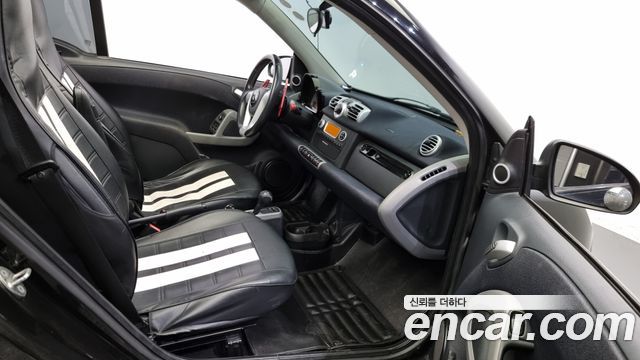 Smart Fortwo 2013 thumb 10