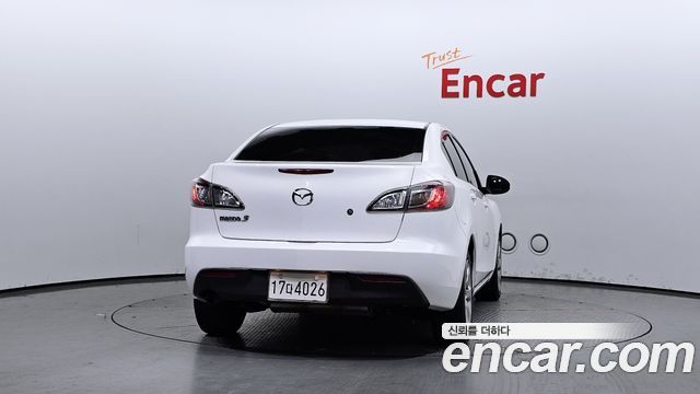 Mazda 3 2011 thumb 5