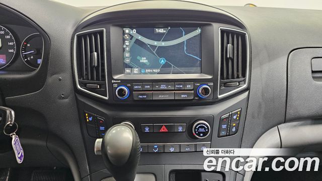 Hyundai Starex 2016 thumb 12