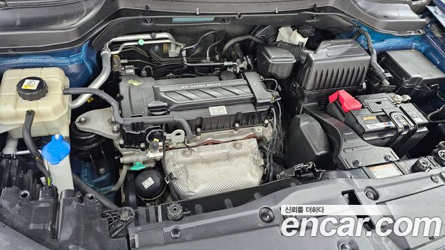 SsangYong Tivoli 2017 thumb 6