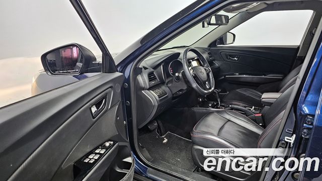 SsangYong Tivoli 2017 thumb 11