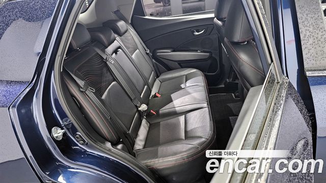 SsangYong Tivoli 2017 thumb 12