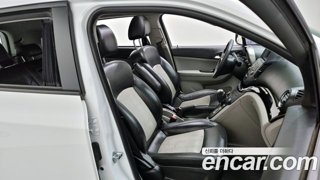 Chevrolet Orlando 2015 thumb 11