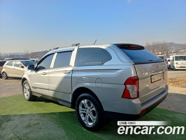SsangYong Korando 2012 thumb 3