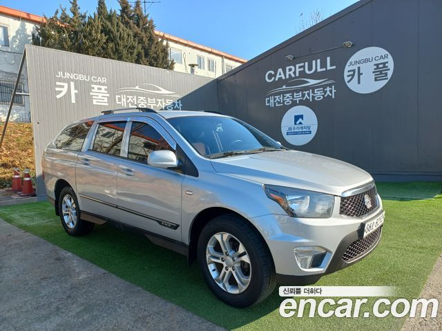 SsangYong Korando 2012 thumb 5
