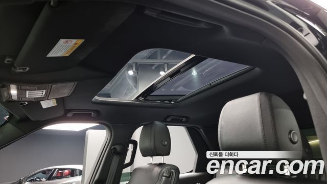 Land Rover Discovery 2019 thumb 12