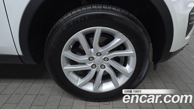 Land Rover Discovery Sport 2018 thumb 5