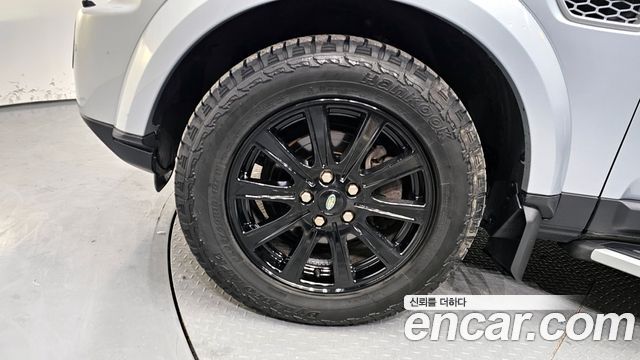 Land Rover Discovery 2010 thumb 5