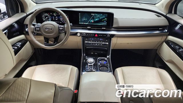 Kia Carnival 2021 thumb 8