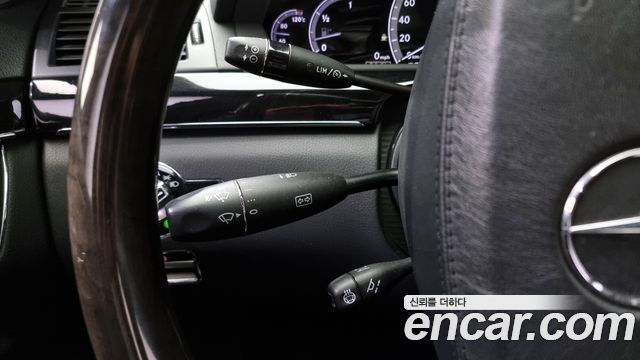 Mercedes-Benz S-Class 2012 thumb 10