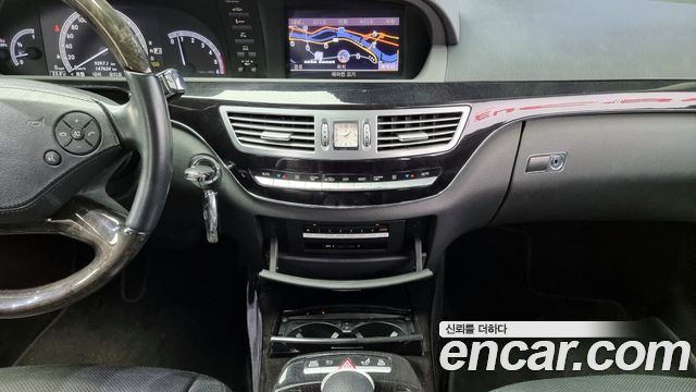 Mercedes-Benz S-Class 2012 thumb 11