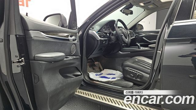 BMW X6 2015 thumb 11