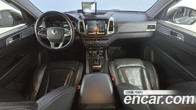 SsangYong Rexton 2018 thumb 8