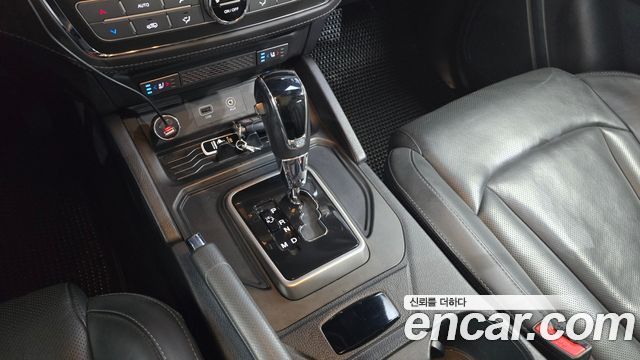 SsangYong Rexton 2018 thumb 10