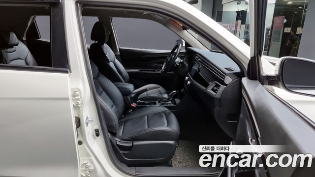 SsangYong Korando 2020 thumb 11