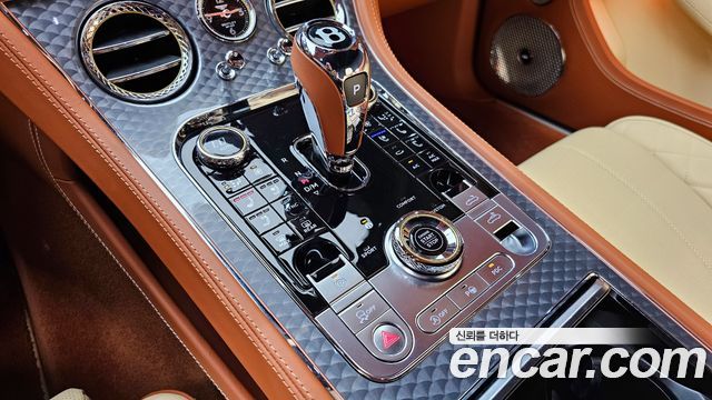 Bentley Continental 2022 thumb 10