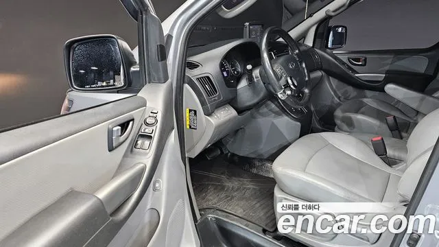 Hyundai Starex 2021 thumb 12
