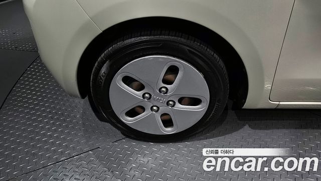Kia Ray 2012 thumb 5