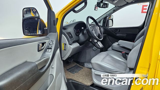 Hyundai Starex 2019 thumb 12
