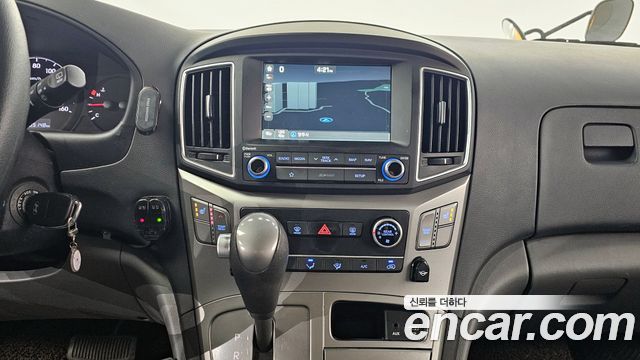 Hyundai Starex 2019 thumb 11