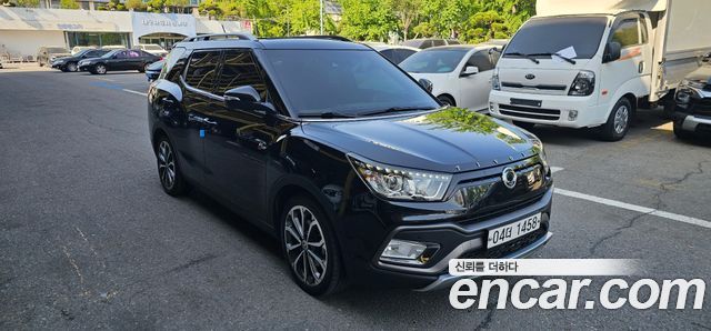 SsangYong Tivoli 2017 thumb 4