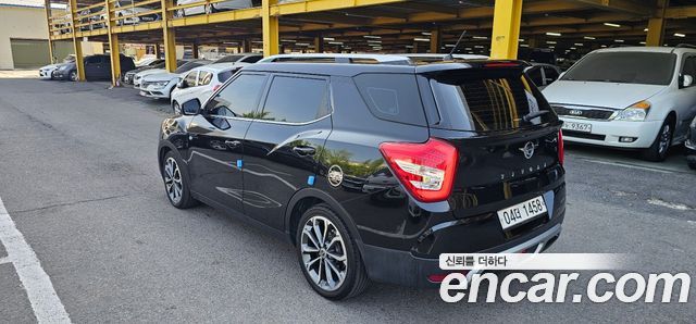 SsangYong Tivoli 2017 thumb 7