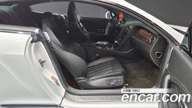 Bentley Continental 2013 thumb 11