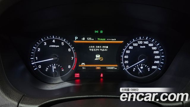 Genesis G80 2016 thumb 9