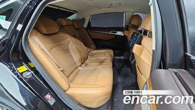 Genesis G80 2016 thumb 12