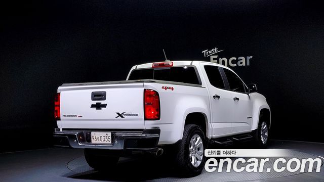 Chevrolet Colorado 2020 thumb 3