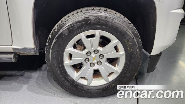 Chevrolet Colorado 2020 thumb 6