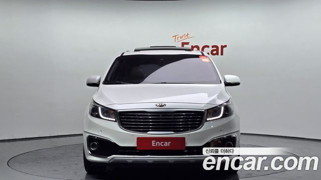 Kia Carnival 2015 thumb 4