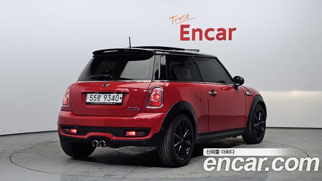Mini Hatch 2011 thumb 3