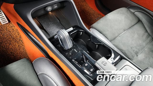 Volvo XC40 2020 thumb 9