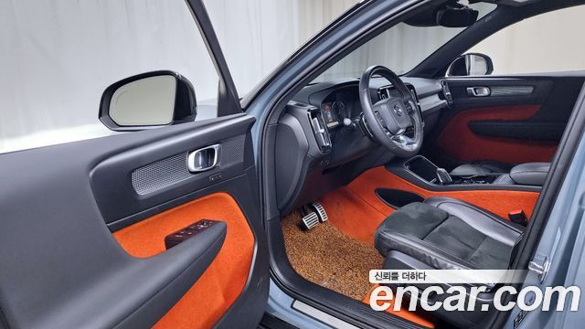 Volvo XC40 2020 thumb 10