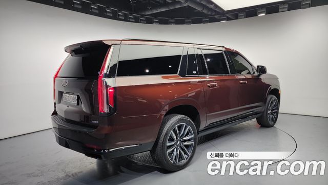 Cadillac Escalade 2022 thumb 3