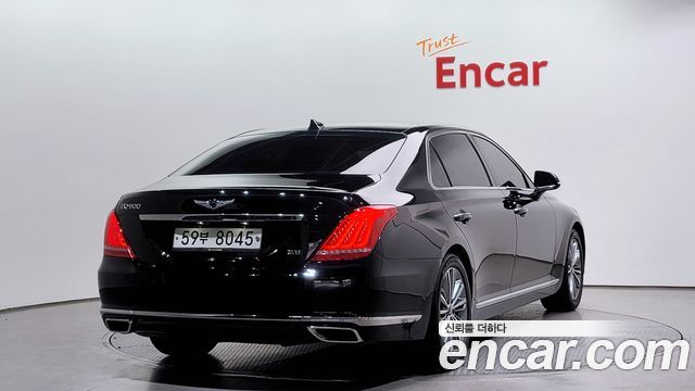 Genesis G90 2016 thumb 3