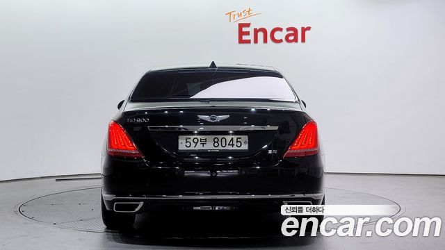 Genesis G90 2016 thumb 5